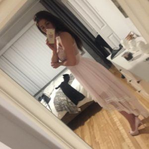 STUNNING BEBE BABY PINK EMBROIDERED HIGH LOW DRESS SHEER LACE TOP SIZE SMALL